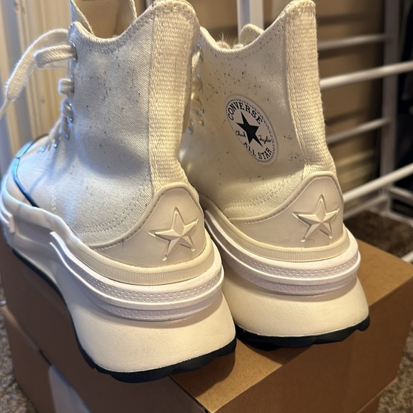 Chuck Taylor Converse High Top Platform Sneaker - Picture 4 of 6